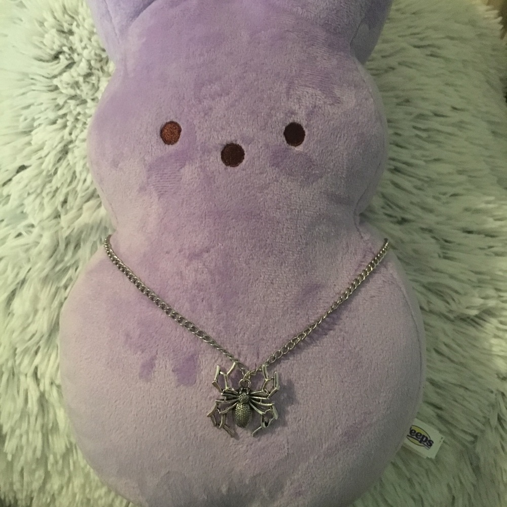 spider necklace